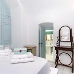 Blue Vine Villa - Private Pool - Panoramic Sea View Tatil Evi Kamári