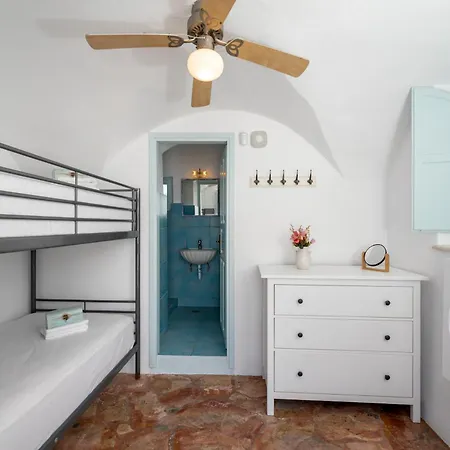 Blue Vine Pool Breakfast Semesterbostad *