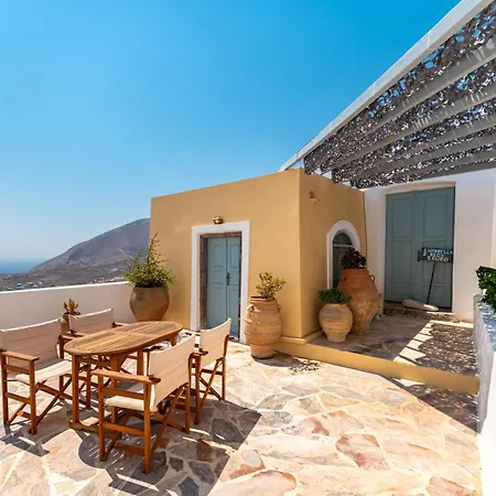 Blue Vine Pool Breakfast Kamári