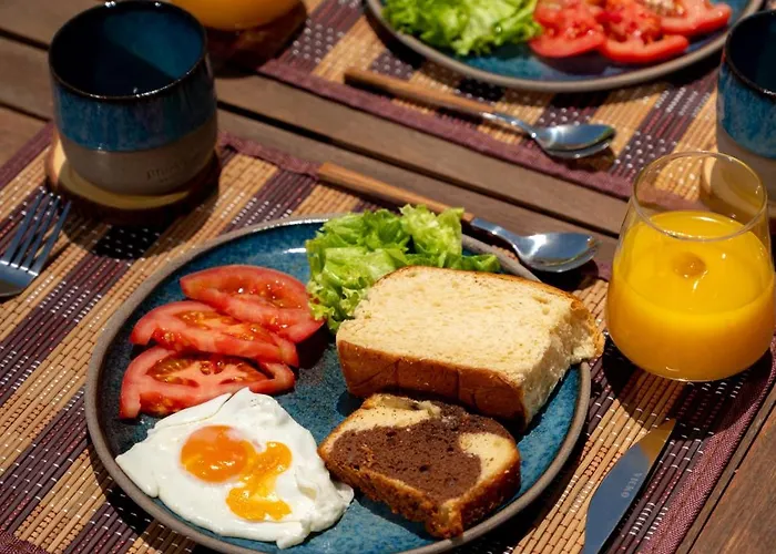 Semesterbostad Blue Vine Pool Breakfast *